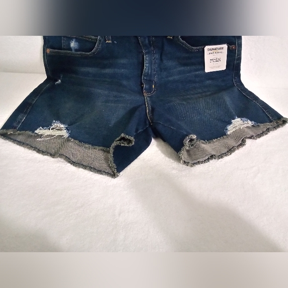 LIVE'S STRAUSS HIGH - RISE WOMEN'S SHORTS. SIZE 16|33W - Picture 4 of 4